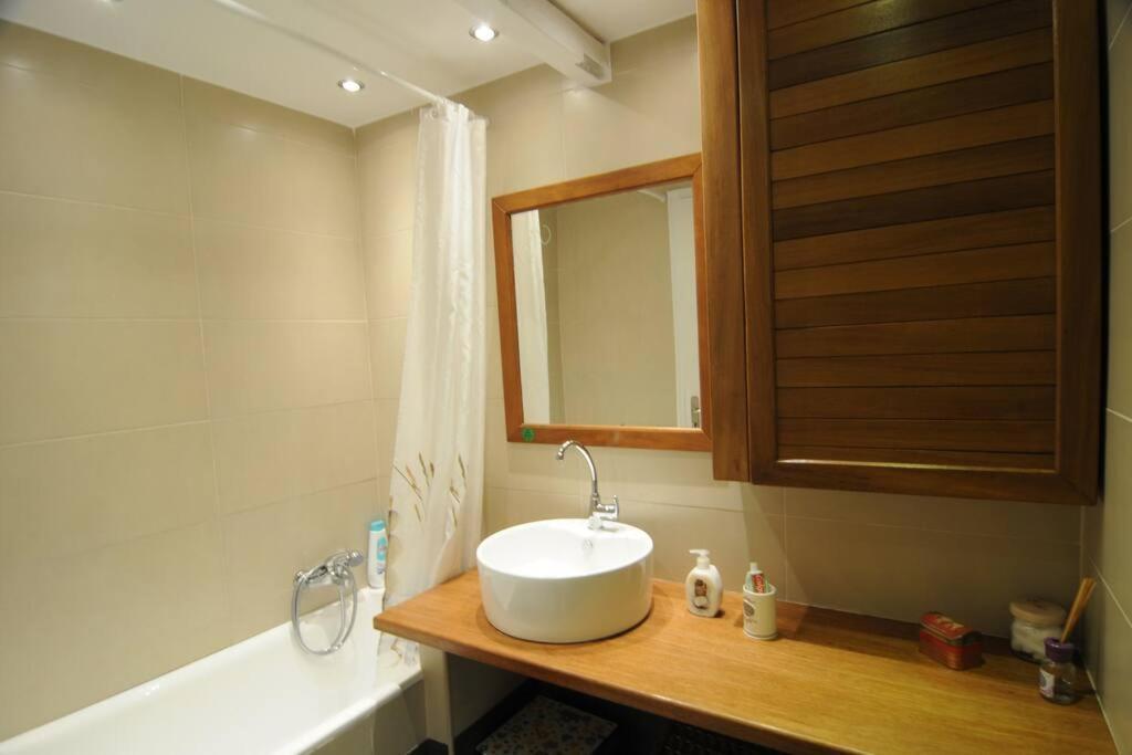 Lovely Quiet House With Garden Spetses Town Luaran gambar